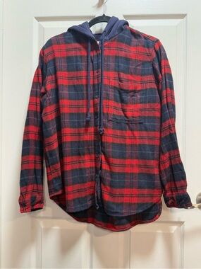 American Eagle Outfitters Red and Navy Plaid Hooded Shirt size S